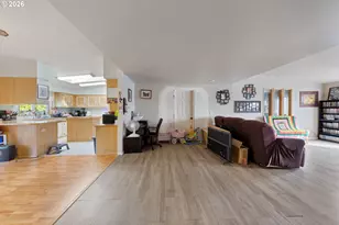 1050 W Lincoln St, Carlton, OR 97111 - Photo 13