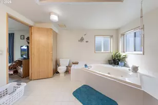 1050 W Lincoln St, Carlton, OR 97111 - Photo 31