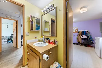 1050 W Lincoln St, Carlton, OR 97111 - Photo 43