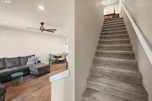 178 SW Lancaster Ct, Troutdale, OR 97060 - Photo 13