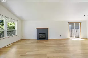 6925 SE 65th Ave, Portland, OR 97206 - Photo 5