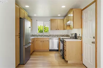 6925 SE 65th Ave, Portland, OR 97206 - Photo 9