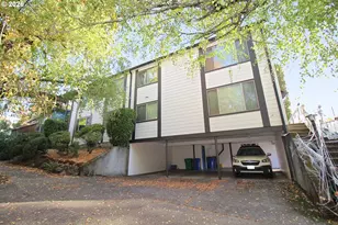 2903 SE Pine St, Portland, OR 97214 - Photo 1