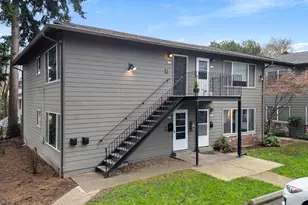 1626 SE Ash St, Portland, OR 97214 - Photo 3