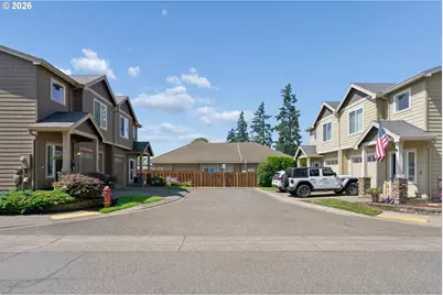 1721 N Manzanita St, Canby, OR 97013 - Photo 3