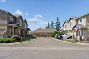 1721 N Manzanita St, Canby, OR 97013 - Photo 3