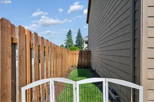 1721 N Manzanita St, Canby, OR 97013 - Photo 25