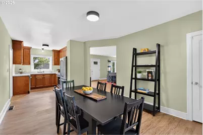 2241 SE 92nd Ave, Portland, OR 97216 - Photo 11