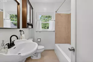 2241 SE 92nd Ave, Portland, OR 97216 - Photo 27