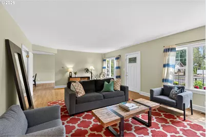 2241 SE 92nd Ave, Portland, OR 97216 - Photo 5