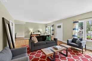 2241 SE 92nd Ave, Portland, OR 97216 - Photo 5