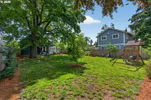 2241 SE 92nd Ave, Portland, OR 97216 - Photo 39