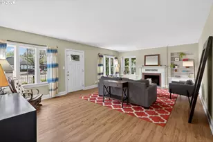 2241 SE 92nd Ave, Portland, OR 97216 - Photo 7