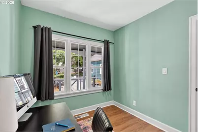 2241 SE 92nd Ave, Portland, OR 97216 - Photo 17