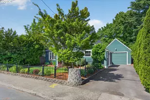 2241 SE 92nd Ave, Portland, OR 97216 - Photo 39