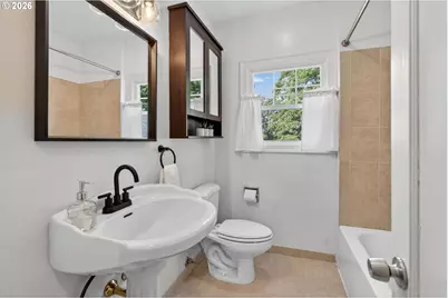 2241 SE 92nd Ave, Portland, OR 97216 - Photo 27
