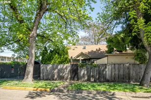 663 Van Buren St, Eugene, OR 97402 - Photo 43