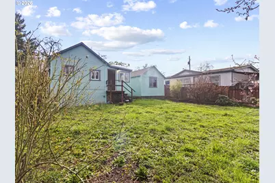 303 N 8th St, Cottage Grove, OR 97424 - Photo 21