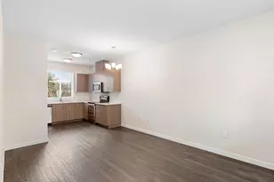 110 NE 109th Ave, Portland, OR 97220 - Photo 9