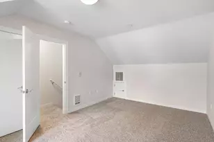 110 NE 109th Ave, Portland, OR 97220 - Photo 29