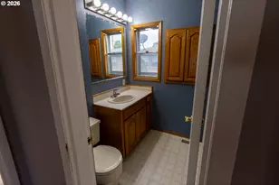 3204 SE 64th Ave, Portland, OR 97206 - Photo 9