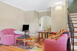 2953 SE Hawthorne Blvd, Portland, OR 97214 - Photo 5