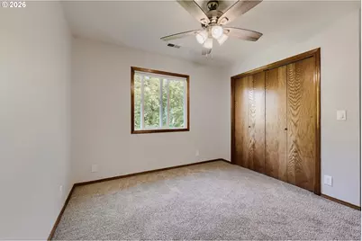 665 NE Valarie Ct, Hillsboro, OR 97124 - Photo 21