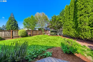 665 NE Valarie Ct, Hillsboro, OR 97124 - Photo 27