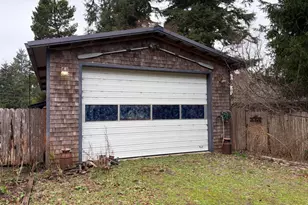 119 S Lagoon St, Rockaway Beach, OR 97136 - Photo 3