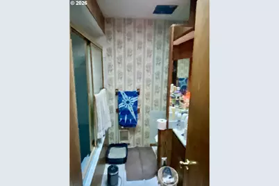 101 NW 107th St, Vancouver, WA 98685 - Photo 11