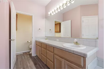 523 NE Lenox St, Hillsboro, OR 97124 - Photo 21
