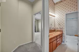 11826 SE Grand Vista Dr, Clackamas, OR 97015 - Photo 17