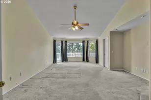 11826 SE Grand Vista Dr, Clackamas, OR 97015 - Photo 19