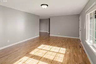 3735 Harlow Rd, Eugene, OR 97401 - Photo 11