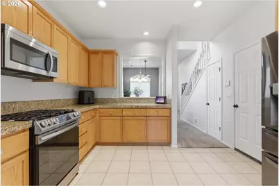 11132 SW Barber St, Wilsonville, OR 97070 - Photo 5