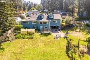 1575 N Henry St, Coquille, OR 97423 - Photo 9