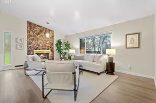 9175 SE Lynn Ln, Happy Valley, OR 97086 - Photo 9