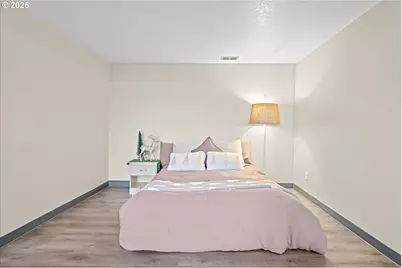 9175 SE Lynn Ln, Happy Valley, OR 97086 - Photo 35