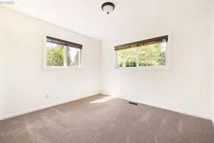 918 NE 152nd Ave, Portland, OR 97230 - Photo 13