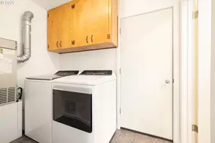 918 NE 152nd Ave, Portland, OR 97230 - Photo 25