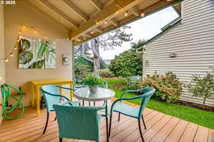 553 N Hayden Bay Dr, Portland, OR 97217 - Photo 29