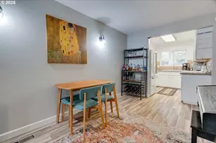 553 N Hayden Bay Dr, Portland, OR 97217 - Photo 11