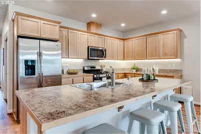 1206 Alderdale Dr, Junction City, OR 97448 - Photo 9