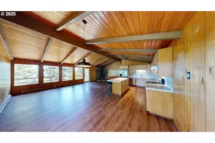 16945 Pacific View Dr, Brookings, OR 97415 - Photo 17