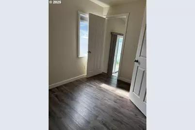 766 Hoffman St, Woodland, WA 98674 - Photo 7