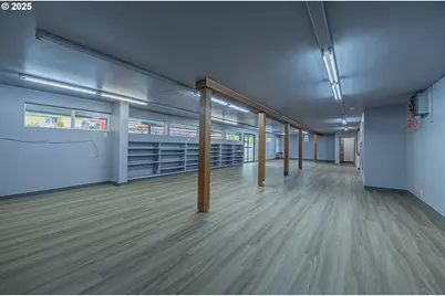 67538 E Bay Rd, North Bend, OR 97459 - Photo 7