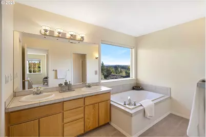 13172 Gaffney Ln, Oregon City, OR 97045 - Photo 25