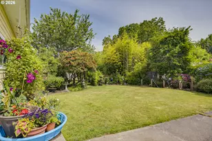 9009 N Bristol Ave, Portland, OR 97203 - Photo 25