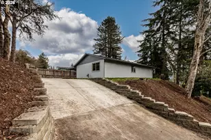 725 SW Holly St, Clatskanie, OR 97016 - Photo 19