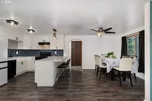 725 SW Holly St, Clatskanie, OR 97016 - Photo 7